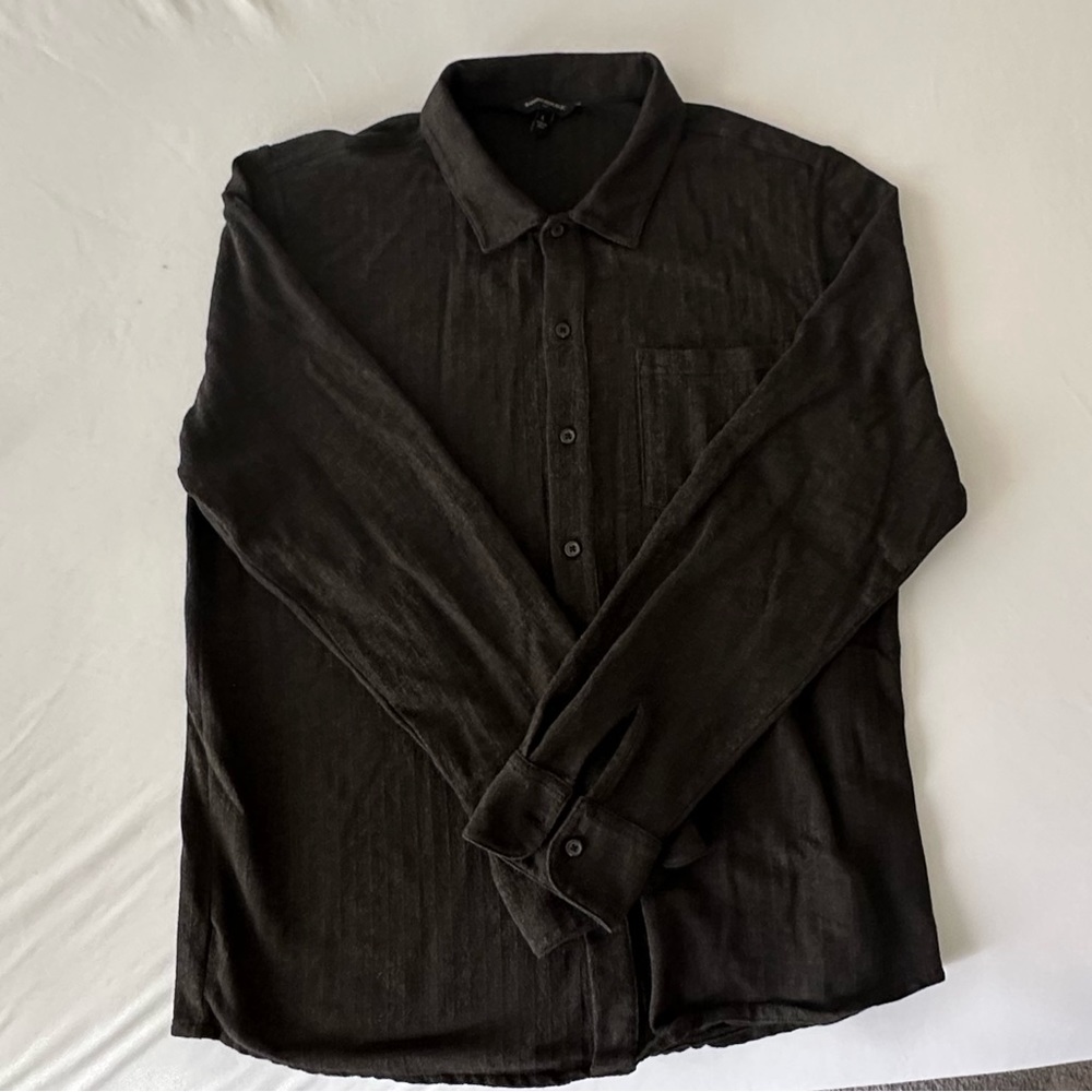 Banana Republic button down for men. - Picture 2 of 5